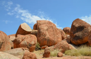 what can you do at the devils marbles
